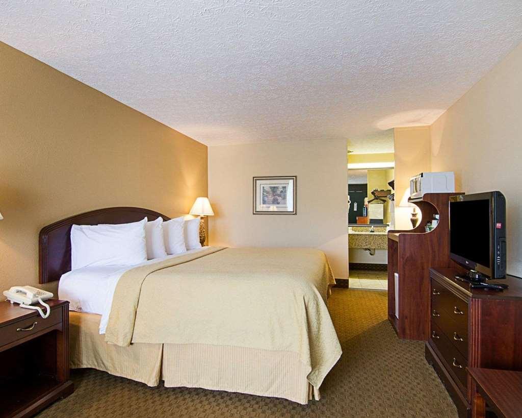 Quality Inn ルイスバーグ 部屋 写真